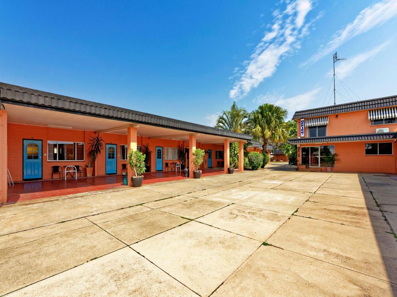Riviera Motel Bundaberg Eksteriør billede