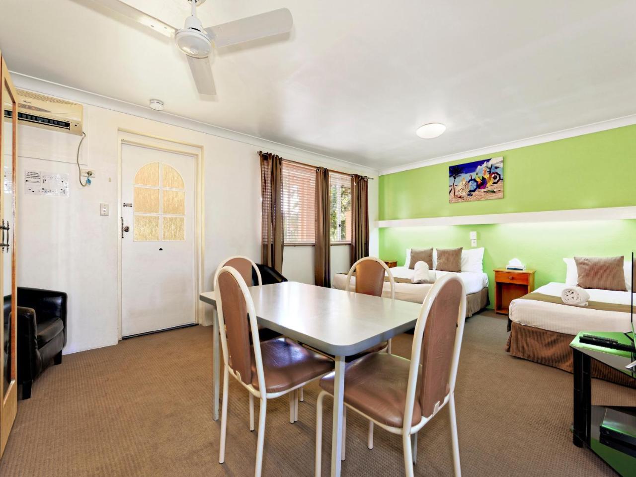 Riviera Motel Bundaberg Eksteriør billede